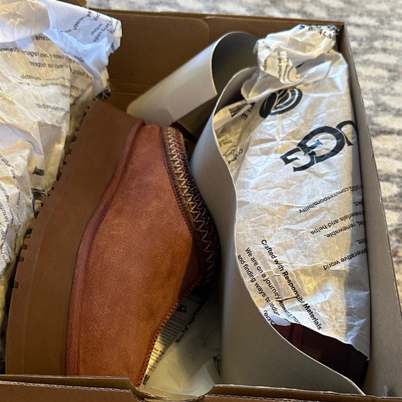 Women’s Ugg TAZZ Suede mules - Picture 7 of 9